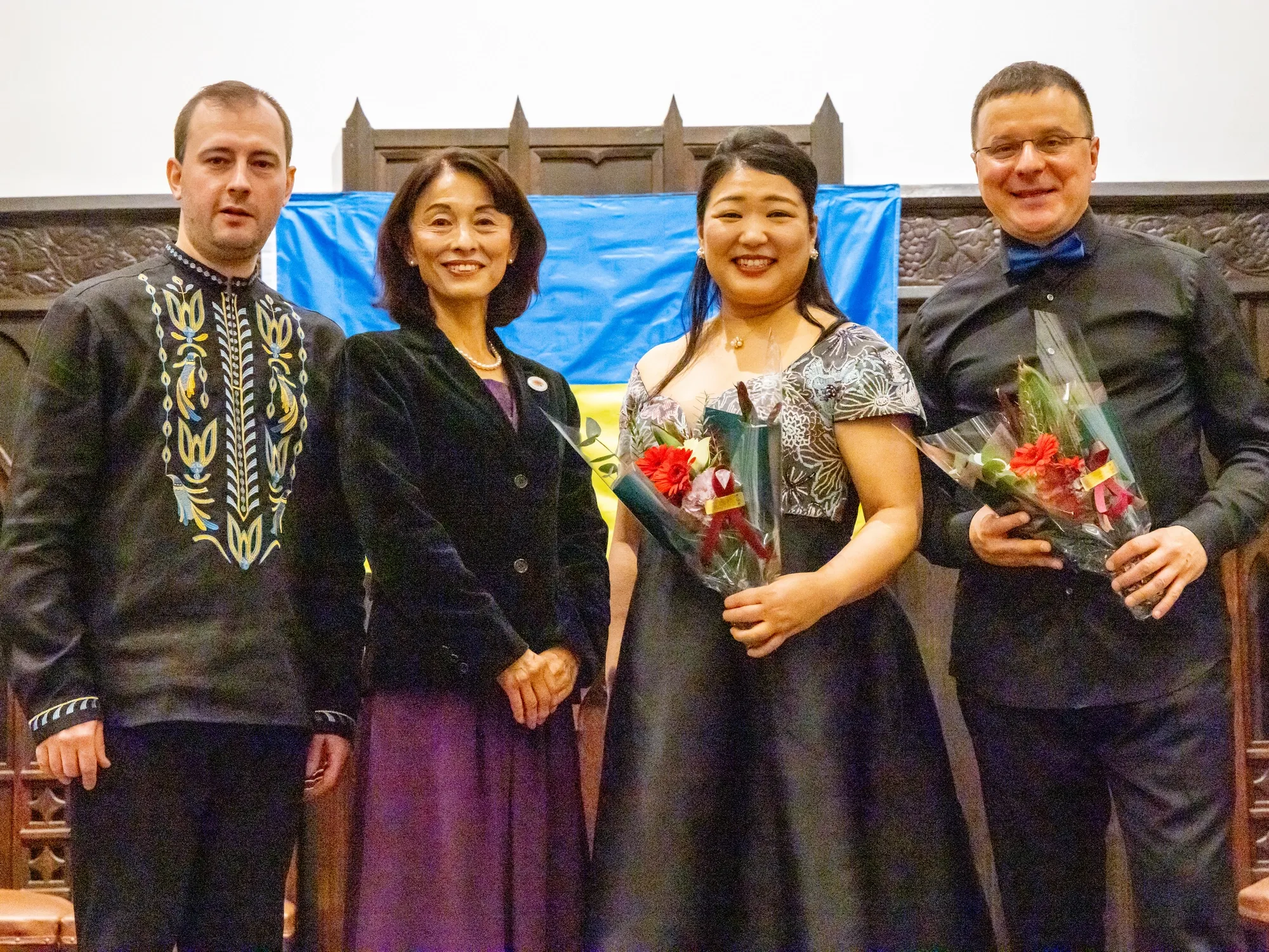 Благодійне шоу в Атріумі