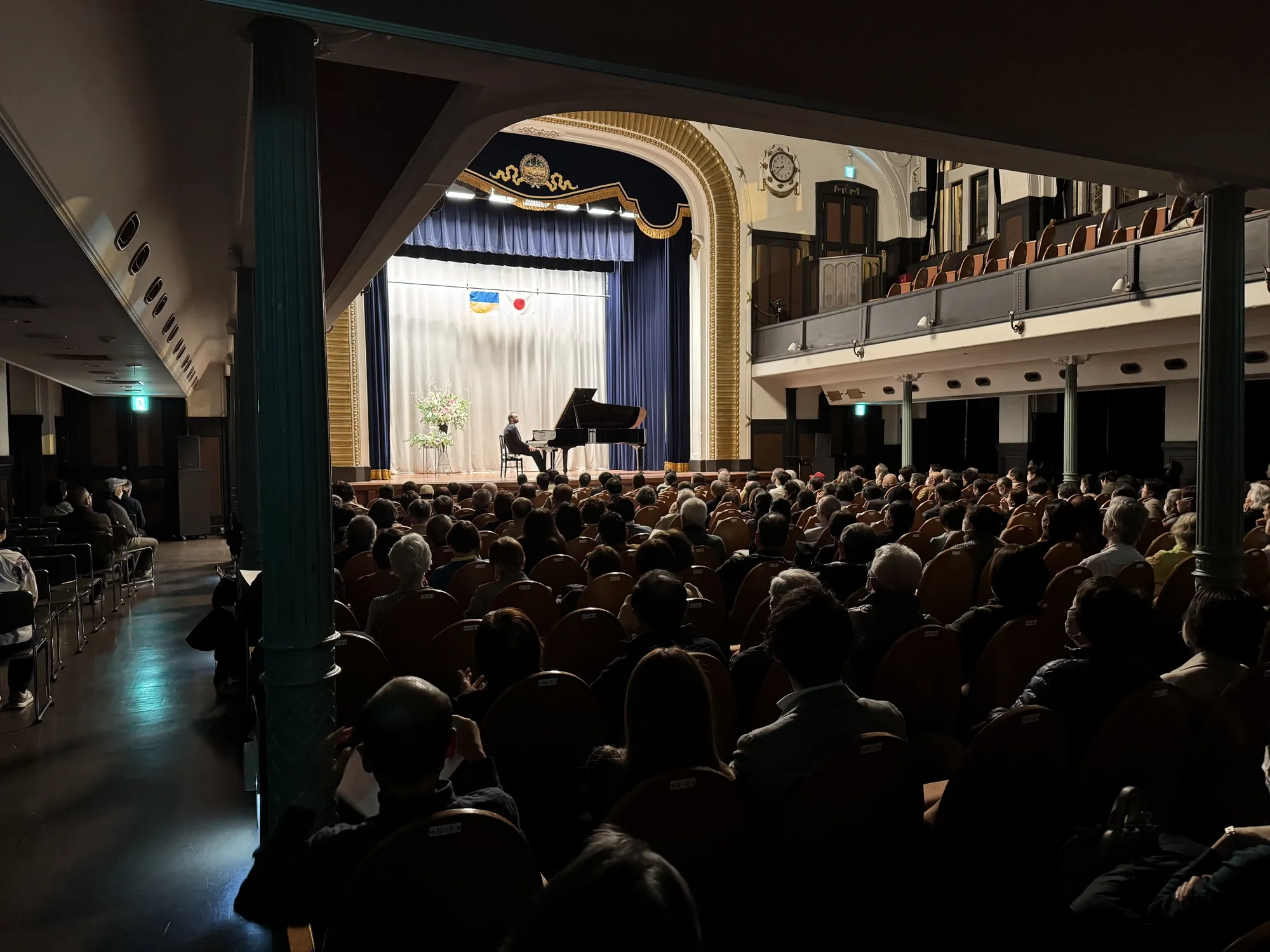 Over 350 guests joined us to support Ukraine A crowded hall during the charity concert in Yokohama